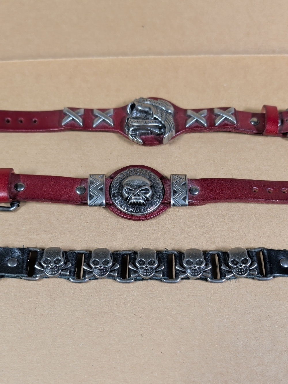 Unbranded Men's Red Leather Skull Accent Bracelets Pre Owned